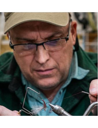 Event Free Fly Tying Demo: Thomas Inglis' Extended Body Dry Flies