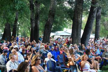 Event Homesteader Days Outdoor Concert featuring Blackhawk and Aaron Tippin