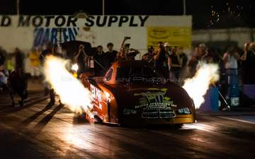 Event Arnold Motor Supply Night of Fire
