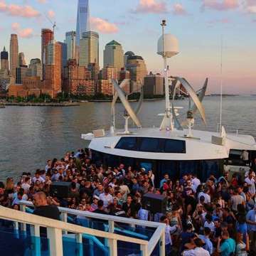 Event Manhattan Saturday Midnight Yacht Party Booze Cruise at Skyport Marina
