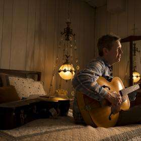 Event An Intimate Evening with Robbie Fulks at Blue Island Beer Co